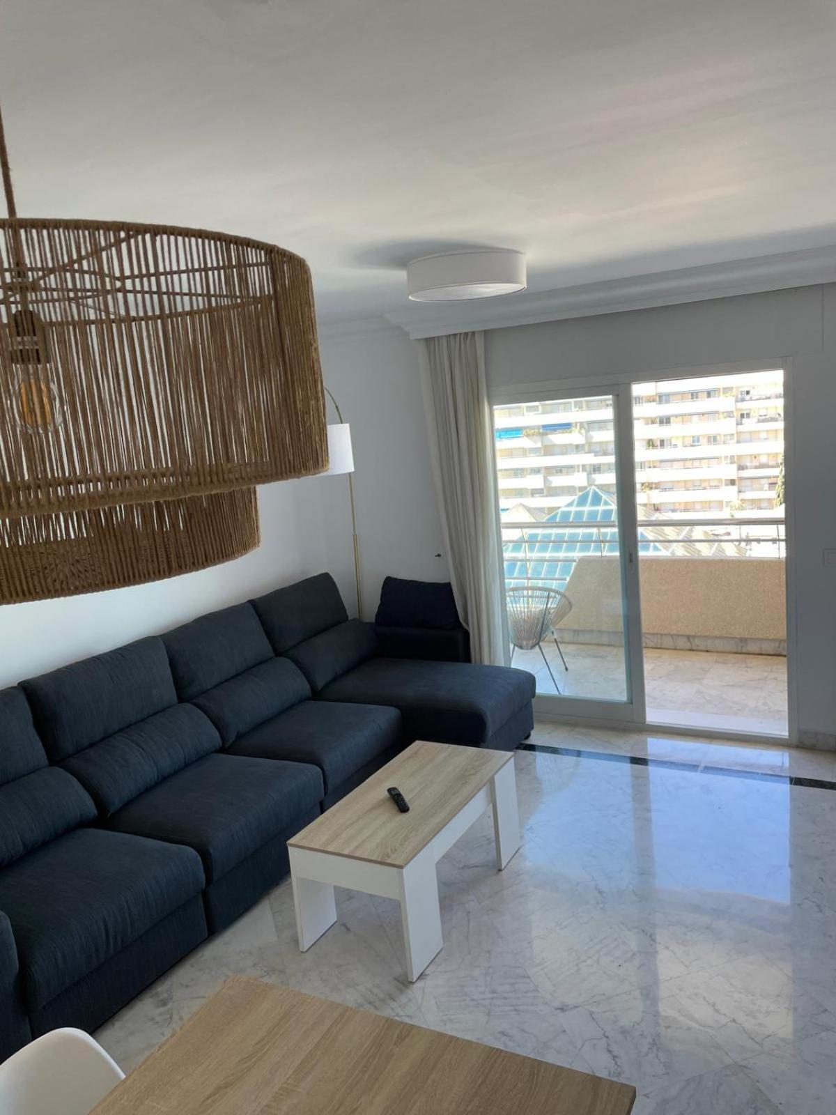 Marina Banus Lll Apartment