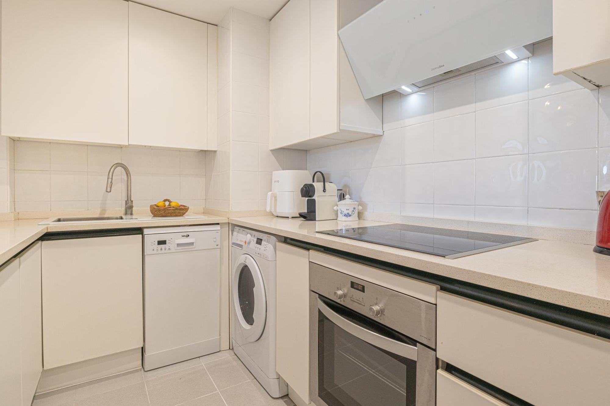 Marina Banus Lll Apartament